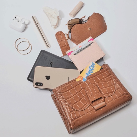 SENREVE Aria Green Leather Croc-Embossed Belt Bag - Picture 12 of 16